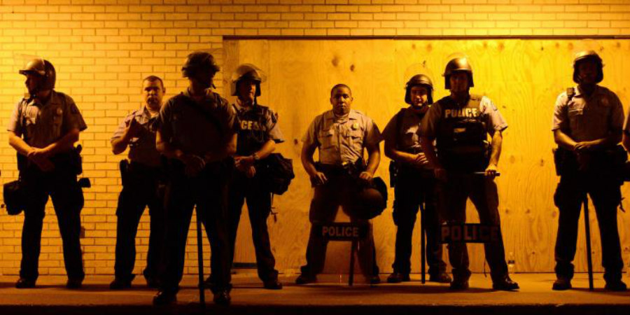 Διαμαρτυρία για περιστατικό με πυροβολισμούς Αστυνομικών εναντίον ζεύγους Αφροαμερικανών στο Ιλινόϊ